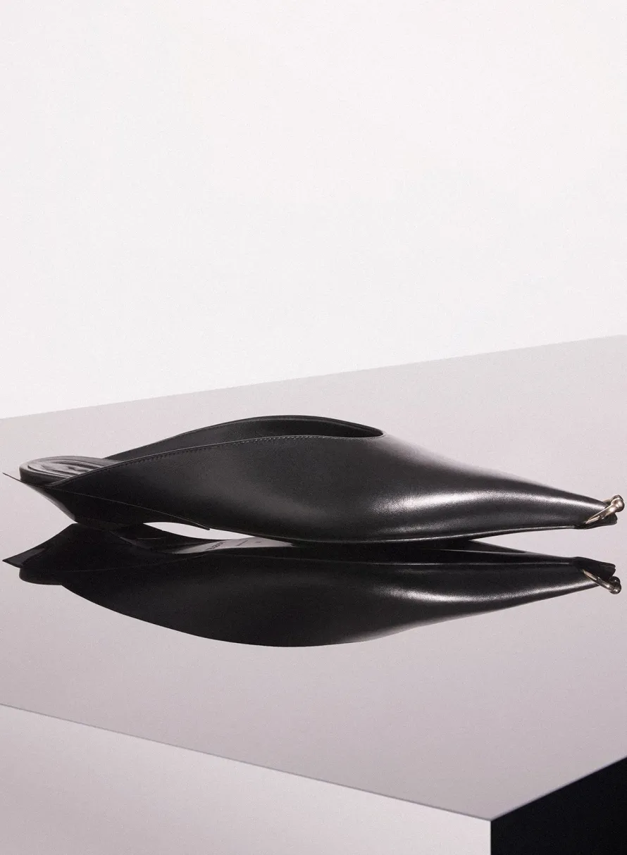 Shoes|MUGLER black leather piercing fang flat mules
