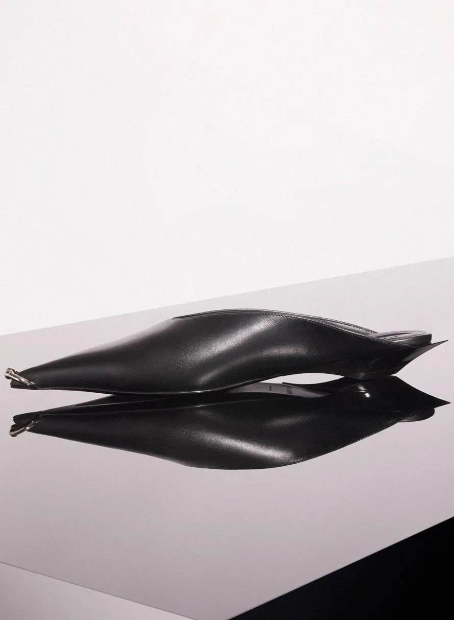 Shoes|MUGLER black leather piercing fang flat mules