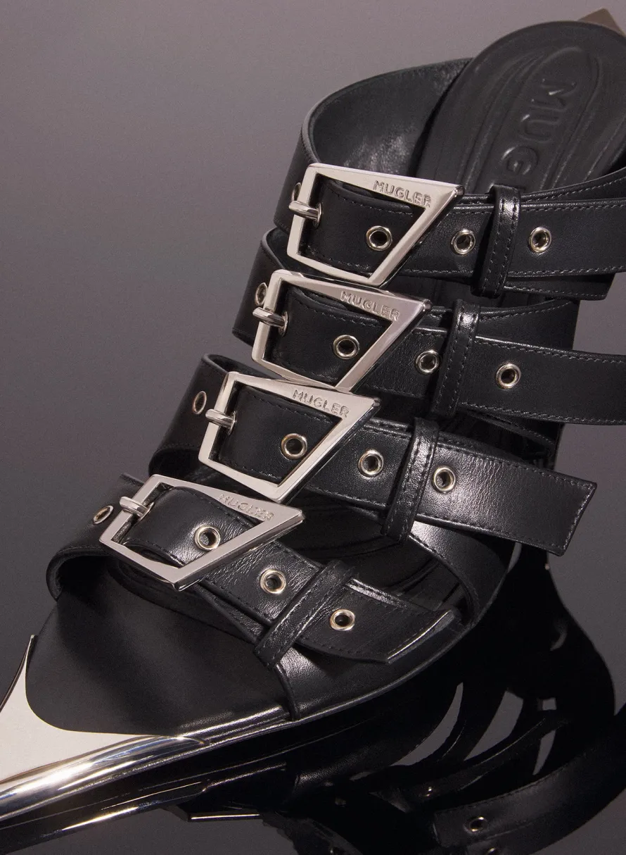 Shoes|MUGLER black leather buckled fang 95 sandals