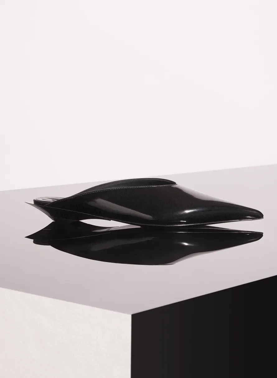 Shoes|MUGLER black shiny leather fang flat mules