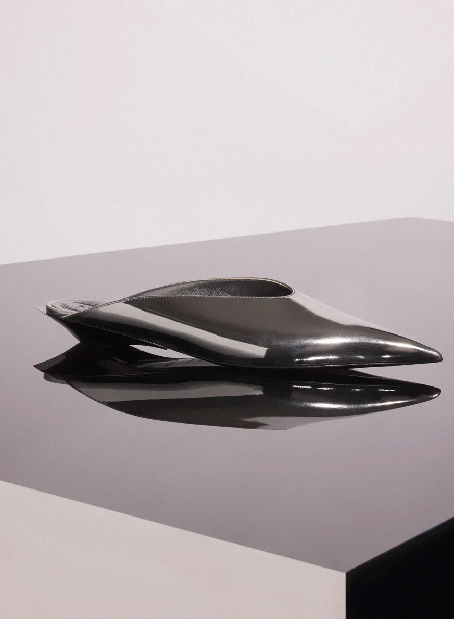 Shoes|MUGLER gunmetal leather fang flat mules