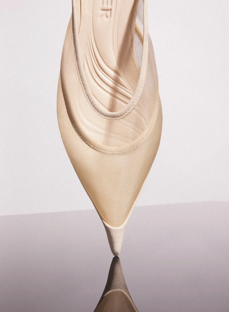 Shoes|MUGLER tan mesh fang flat mules